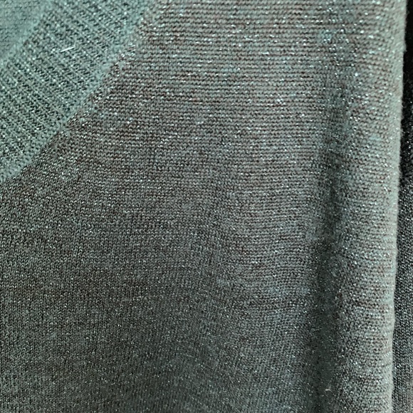 BCBGeneration Green long sleeve dress w/shimmer - Picture 3 of 3